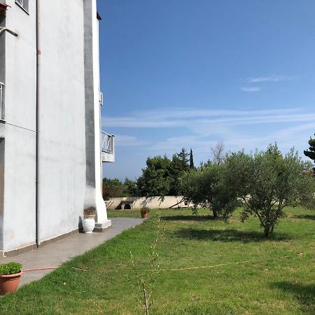 Modern House Pensionat Afytos Eksteriør billede