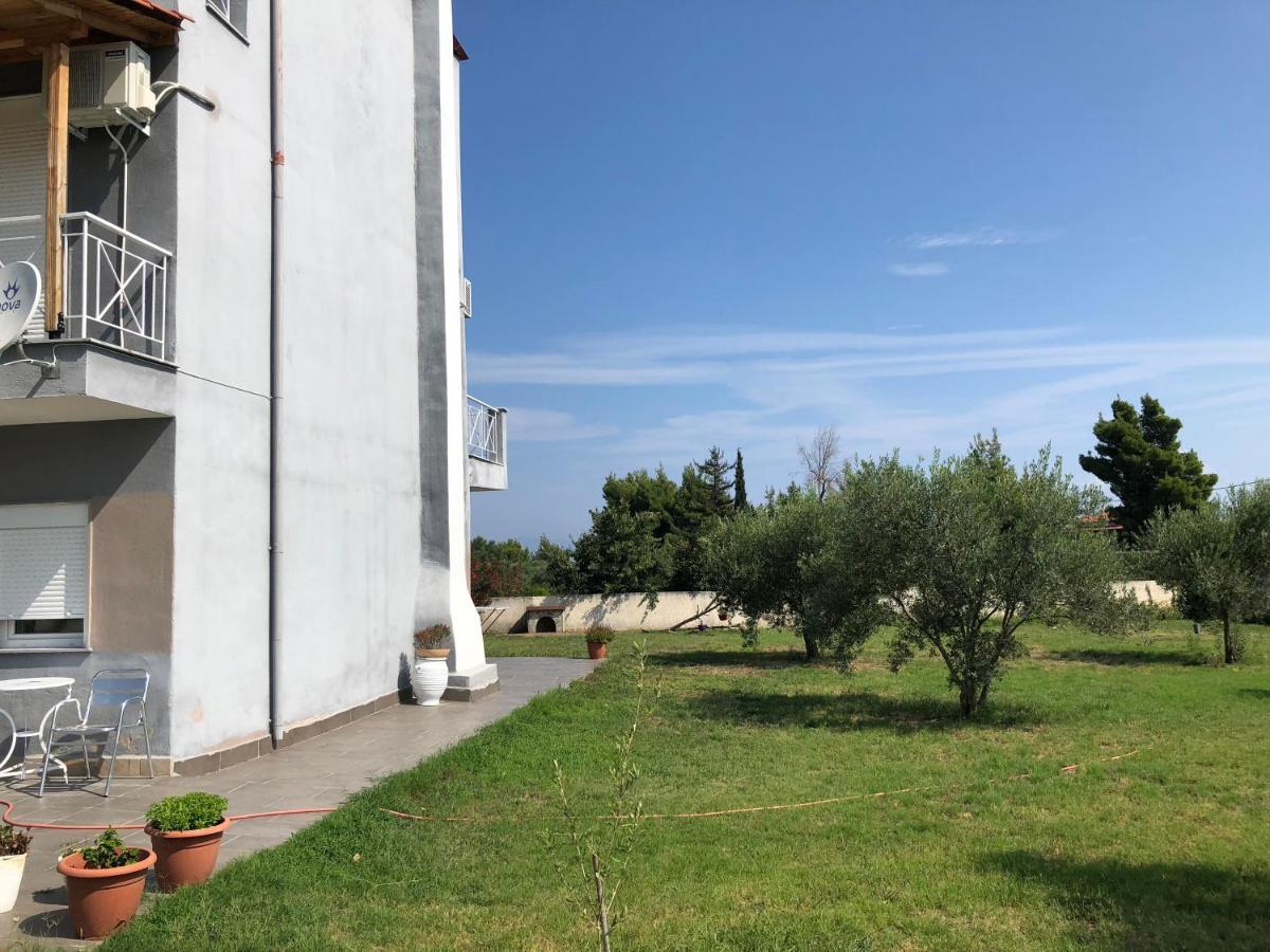 Modern House Pensionat Afytos Eksteriør billede